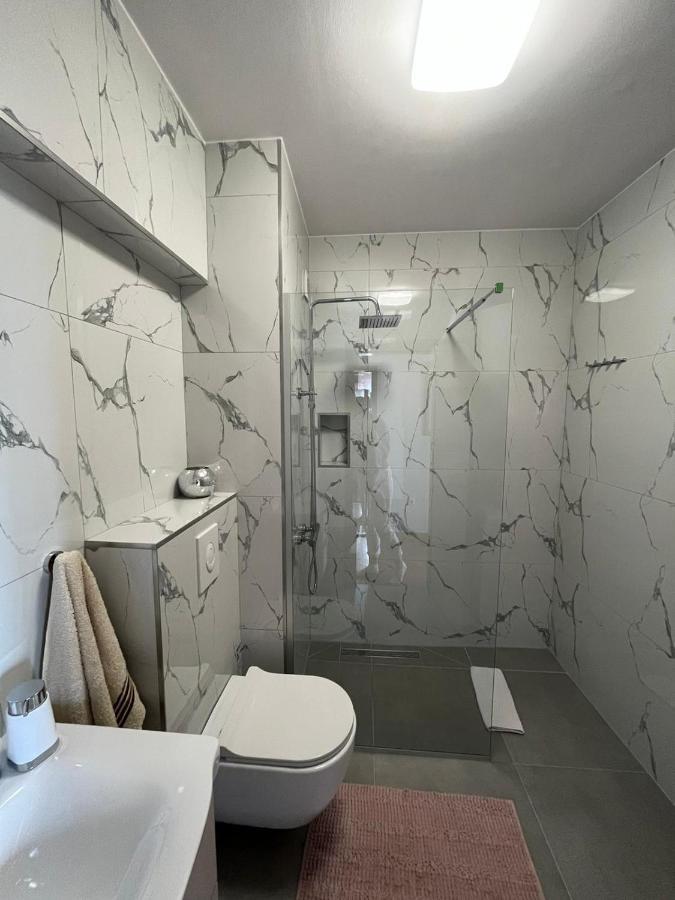 Apartman King Макарська Екстер'єр фото