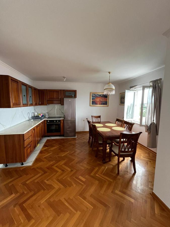Apartman King Макарська Екстер'єр фото