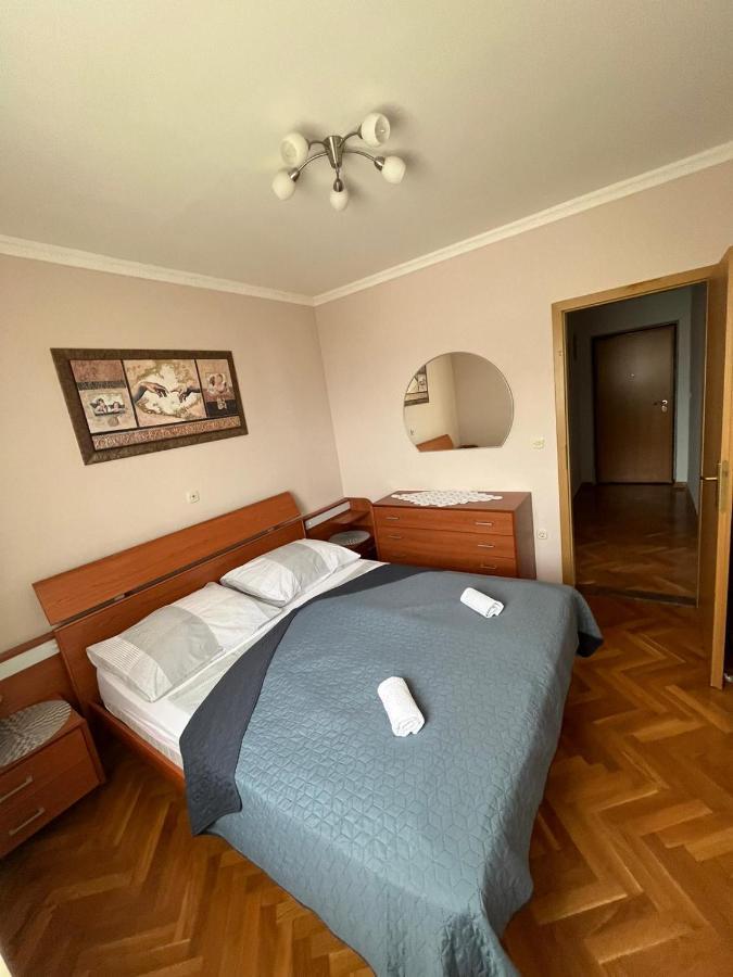 Apartman King Макарська Екстер'єр фото