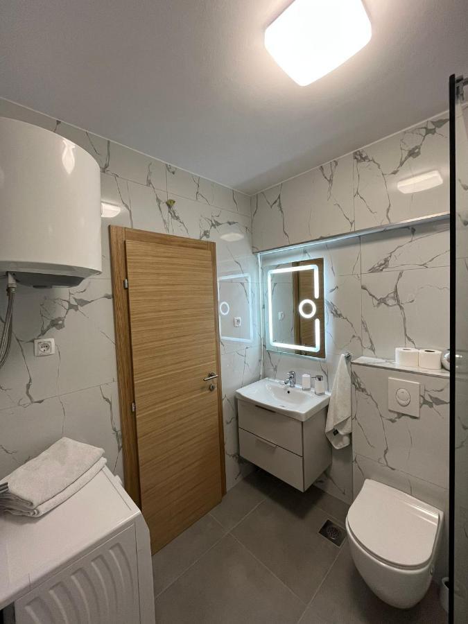 Apartman King Макарська Екстер'єр фото